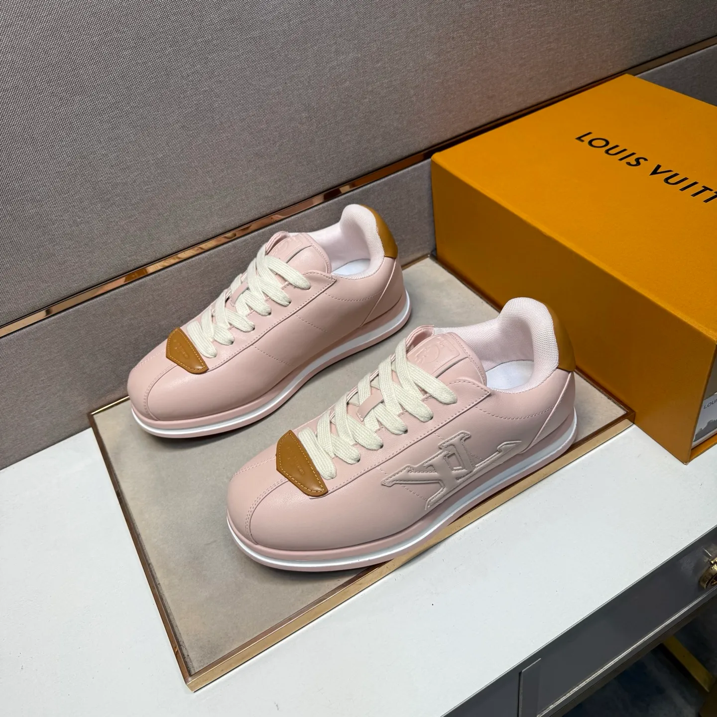 Men's men's shoes 💰pp560 [LV～] Men's casual shoes 2025z cabinet sales simultaneously 🔶Size: 38-44 #️⃣ 🔷5 colors🔜The upper is made of multi-material splicing➕Mesh lining, comfortable and breathable, sole: original comfortable and wear-resistant outsole, ⚠️real thing📱photographed🎬real thing is better📢📢📢